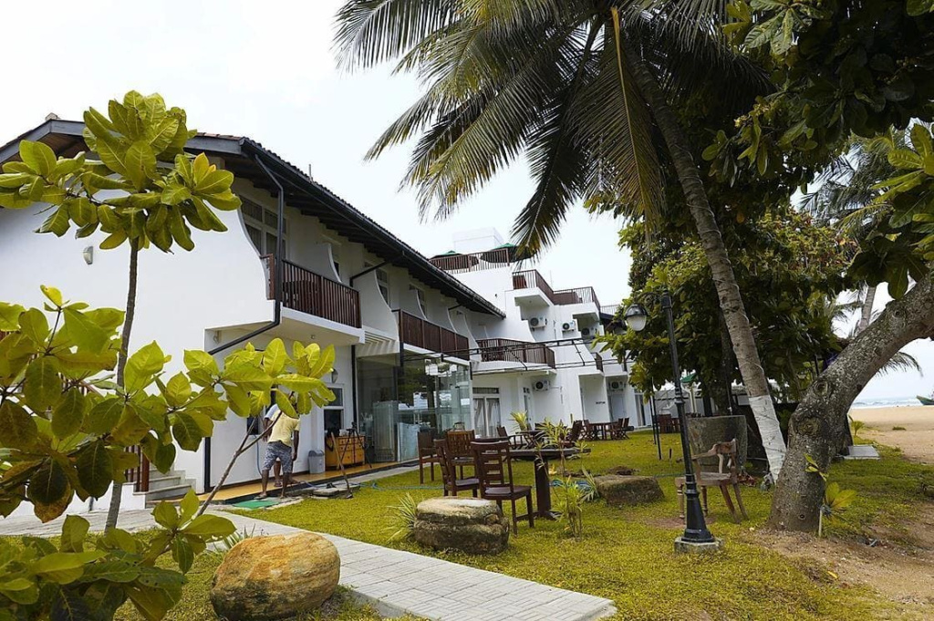 Joes Resort Unawatuna 4 (Унаватуна) вид на корпус.jpeg