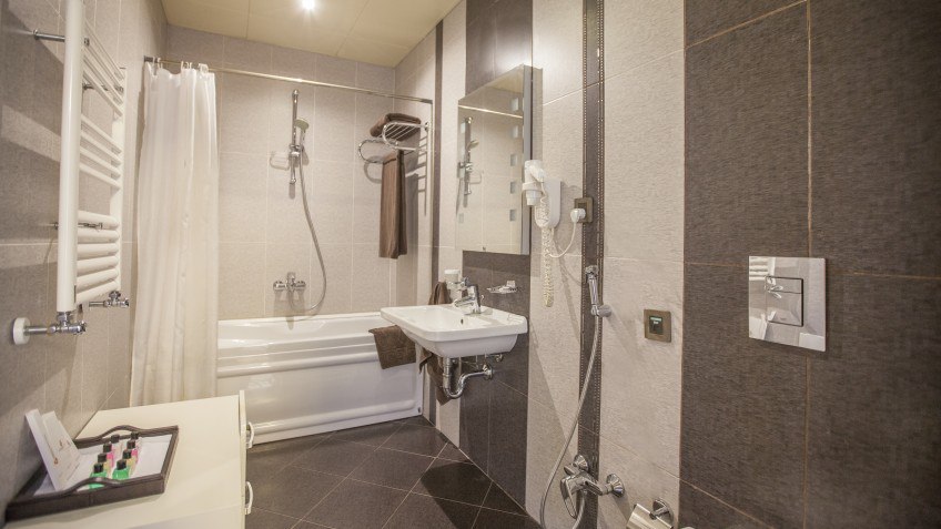 номер royal villa- вид на раковину в санузле.jpg номер royal villa- вид на раковину в санузле.jpg