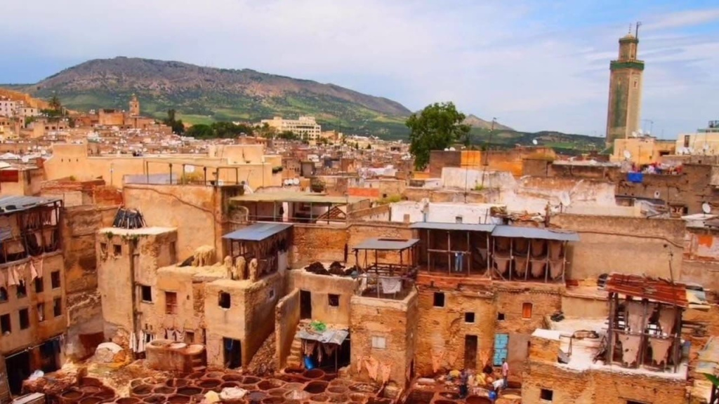 Площадь Лахдим – сердце старого города.jpg