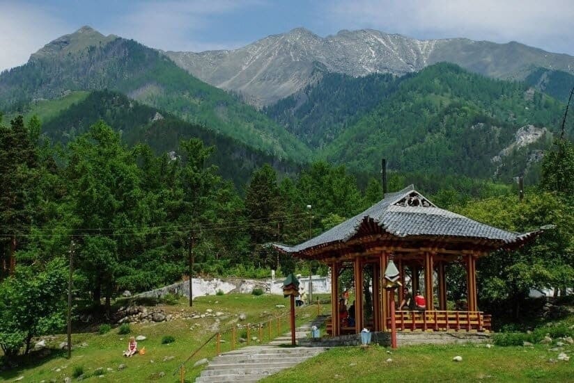 Аршан вид на беседку.jpg