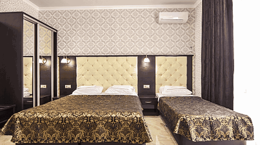 ГД Родос в Кабардинке, трехместный номер.png