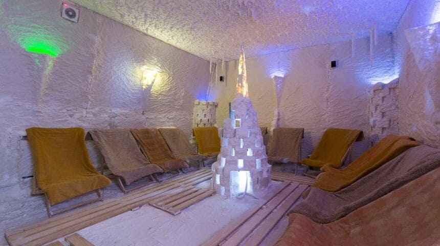 Санаторий имени Анджиевского, город Ессентуки- солевая комната.jpg