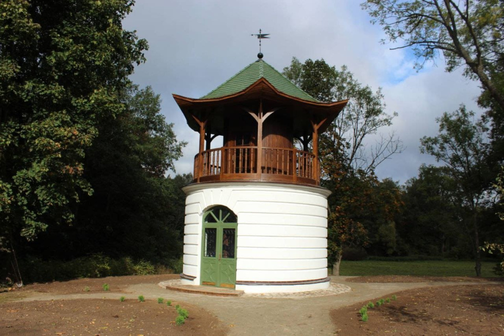 Залесье -парк Огинского.jpg