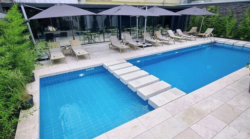 Отель Bamboo Garden бассейн.jpg