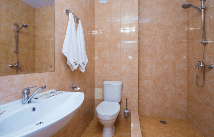 Санузел номер отельного комплекса Золотой Якорь.png Санузел номер отельного комплекса Золотой Якорь.png