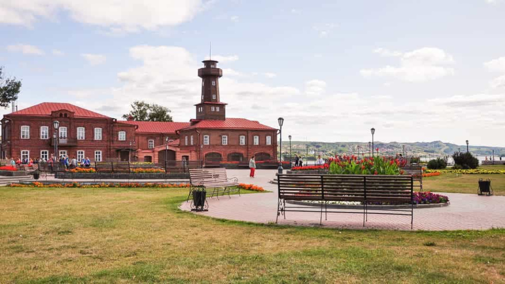 Рождественская площадь, Свияжск.jpg