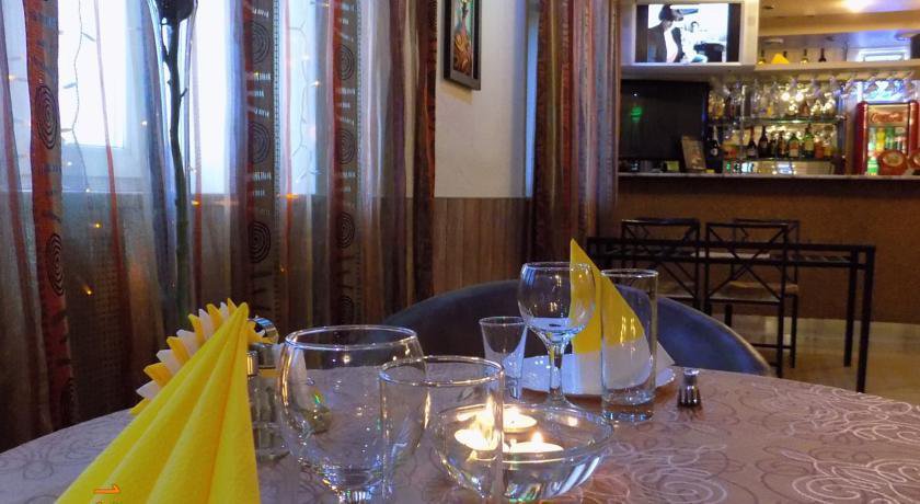 Гостиница Белые ночи, Петразоводск , бар.jpg