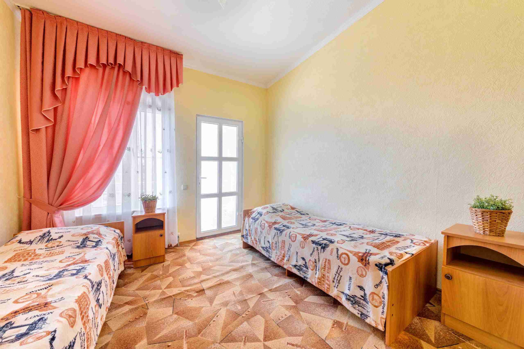 Гостевой дом Алеан в Кабардиненомер номер с двумя односпальными кроватьями.jpg