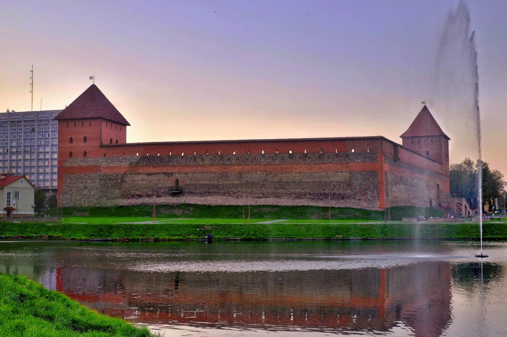 Лидский замок -вид своды.jpg