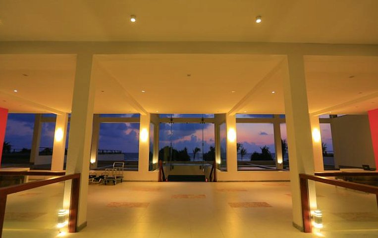 Citrus Waskaduwa 5 ресепшен.jpg Citrus Waskaduwa 5 ресепшен.jpg