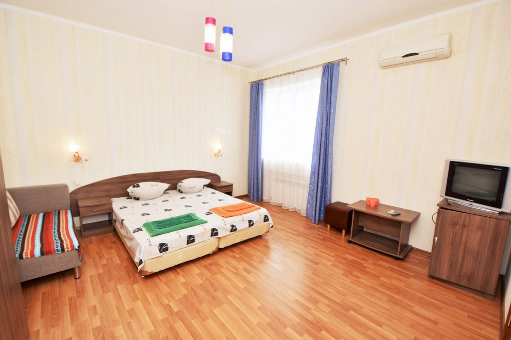 Гостевой Дом Профит - номер студия.jpg