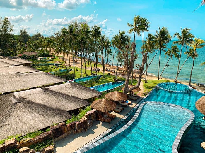 Ocean Bay Resort & Spa Phu Quoc 5 вид вдаль.jpg