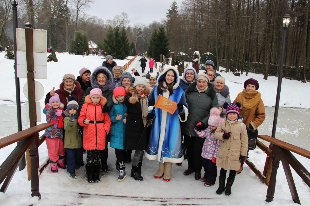 Живая Ёлка ещё один сказочный персонаж, который обитает в Поместье Деда Мороза