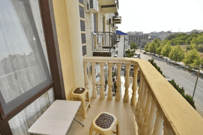 Гостевой дом Карс в Витязево -вид из номера.png