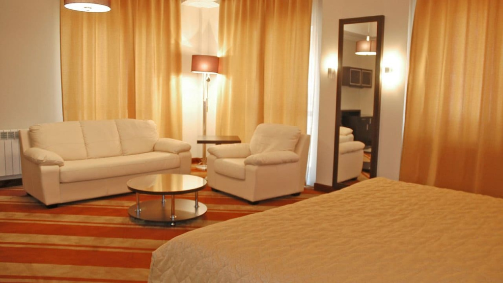 Корпус 2 санатория Westa Улучшенный двухместный номер Business зал.jpg Корпус 2 санатория Westa Улучшенный двухместный номер Business зал.jpg