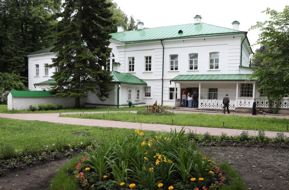 Музей Ясная Поляна.jpg