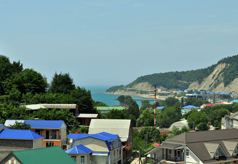 Гостевой дом Дубовая роща в Лермонтововид из гостевого дома.png