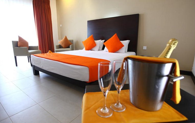 Citrus Hikkaduwa 4 прекрасное море.jpg Citrus Hikkaduwa 4 прекрасное море.jpg