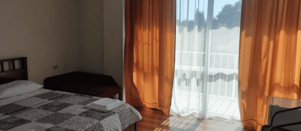 Номер в отеле СанЗазила, Абхазия.png Номер в отеле СанЗазила, Абхазия.png